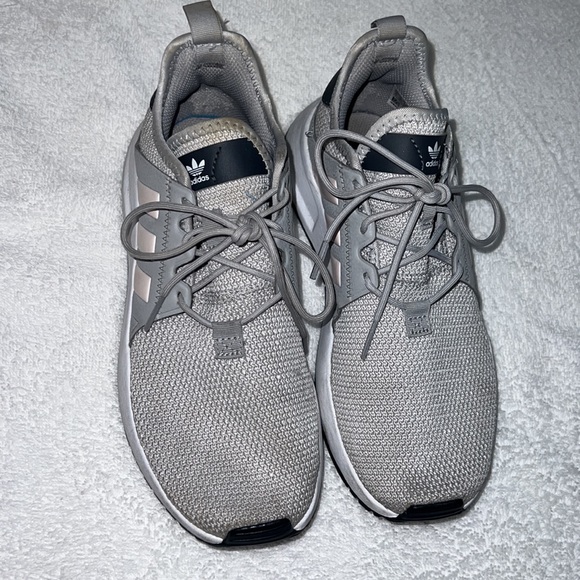 Adidas sneakers orthalite (SIZE DOWN NORMALLY SIZE 7) - Picture 4 of 4